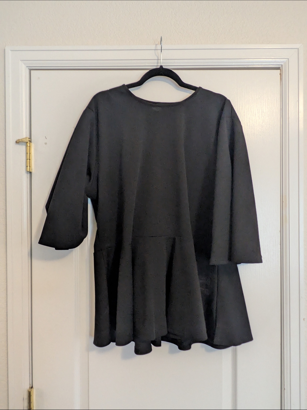 Boohoo Black Crewneck Top